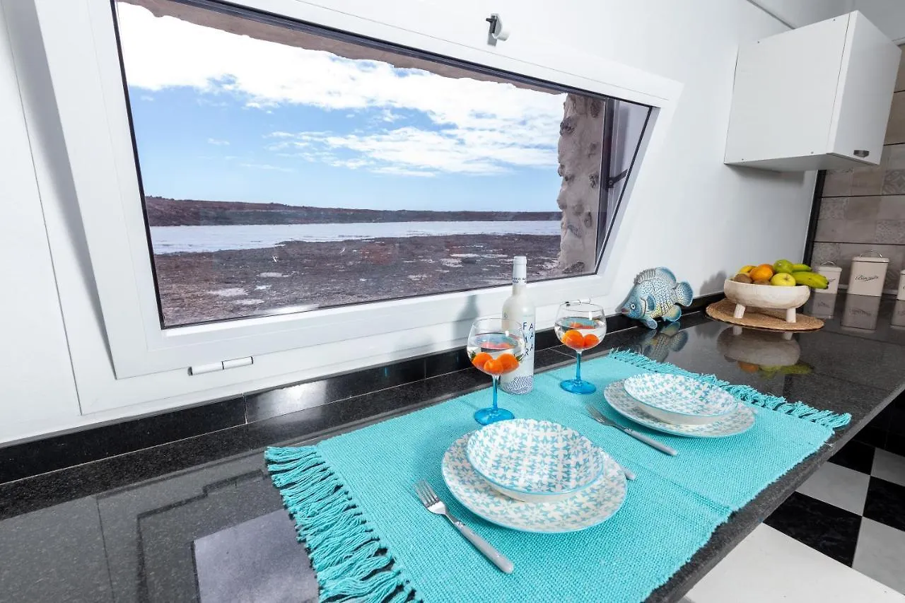 Vista Paraiso, Sea Breeze Facing The Sea La Oliva Apartment
