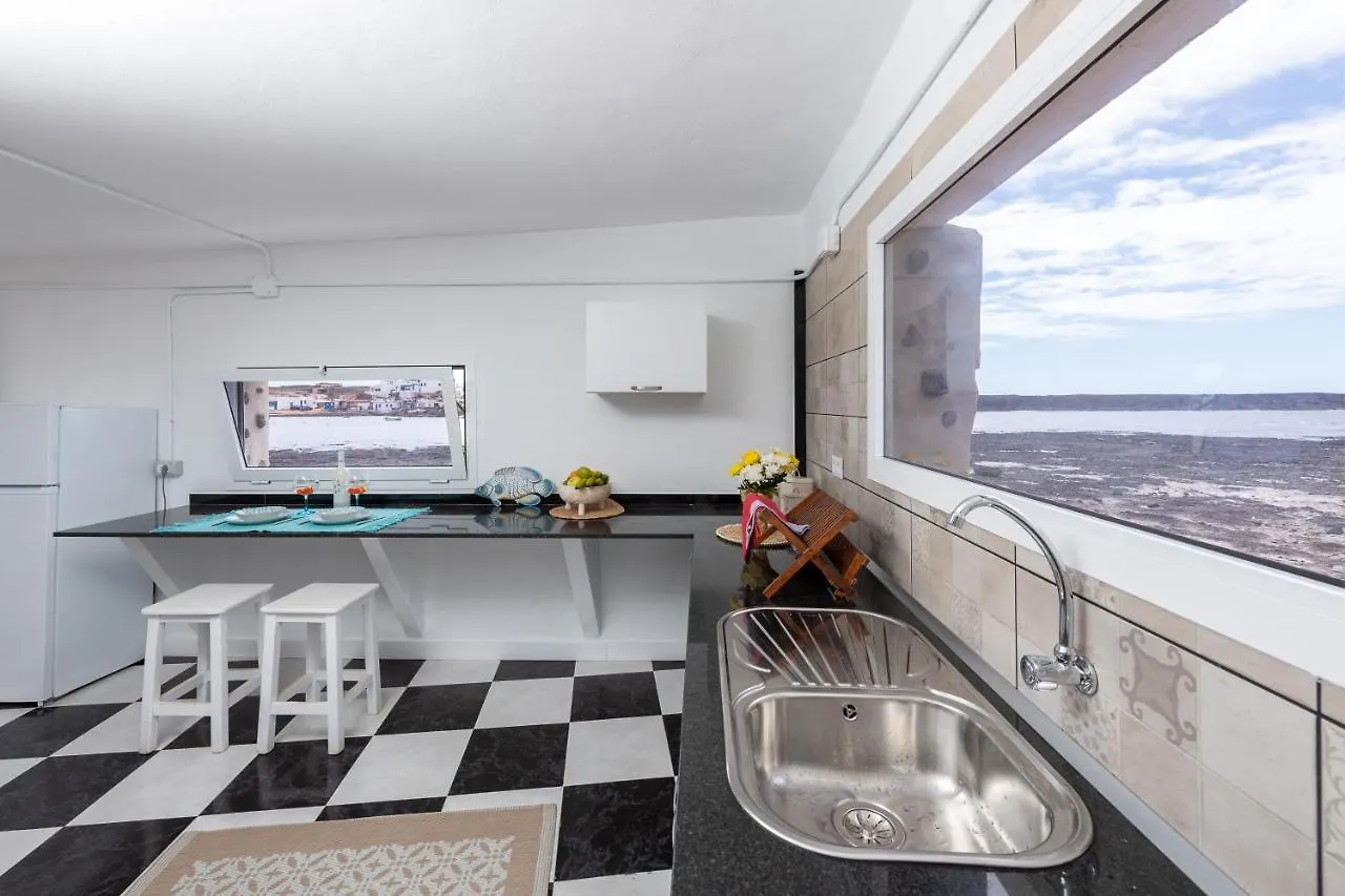 Vista Paraiso, Sea Breeze Facing The Sea La Oliva
